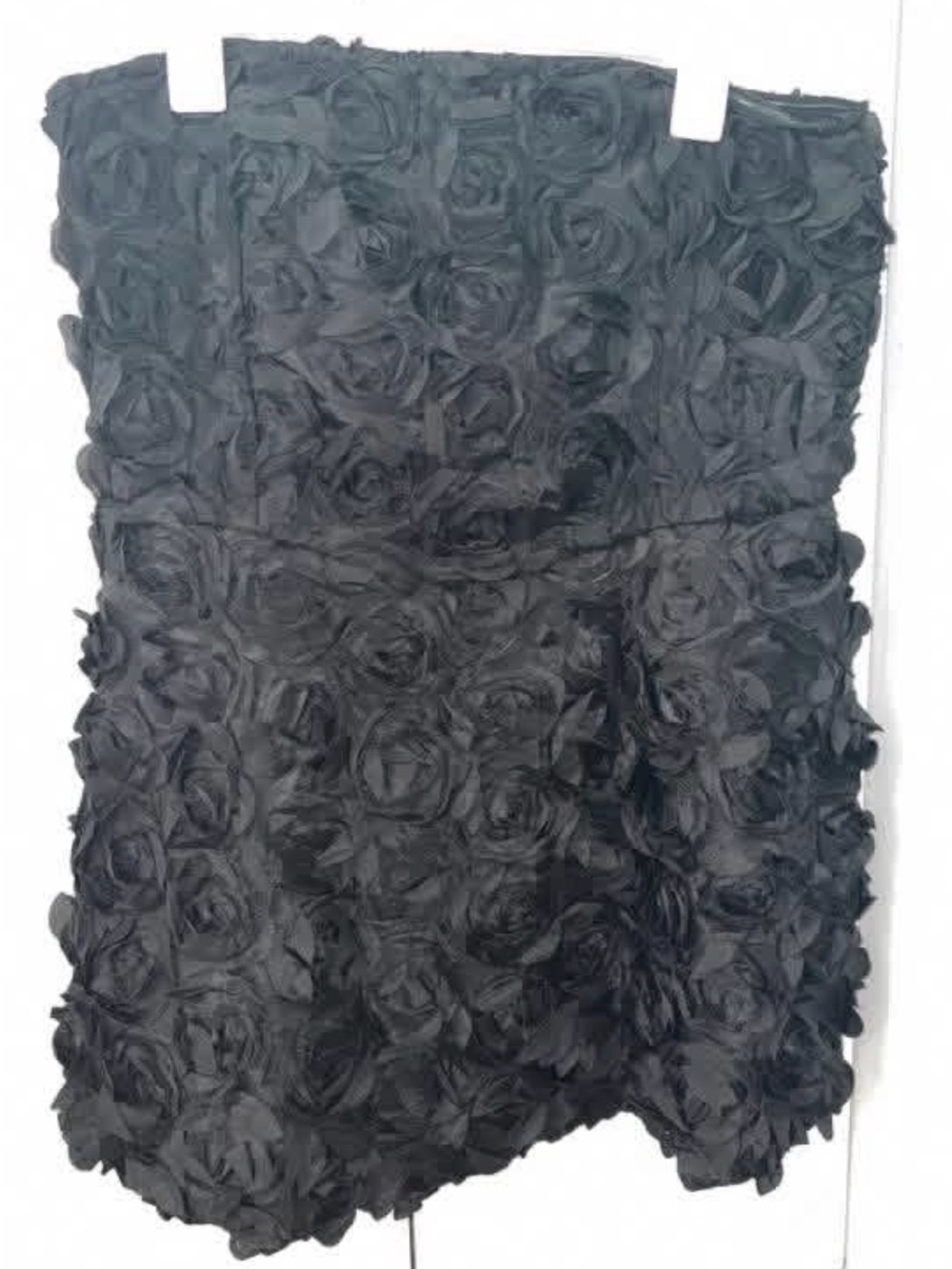 PrettyLittleThing BLACK FLORAL RUFFLE A-LINE DRESS - Picture 4 of 5